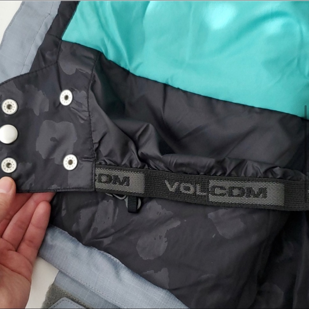 Volcom bolt insulated snowboard jacket - Picture 3 of 8